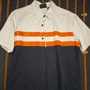 Mens size Large Harly Davidson brand shirt